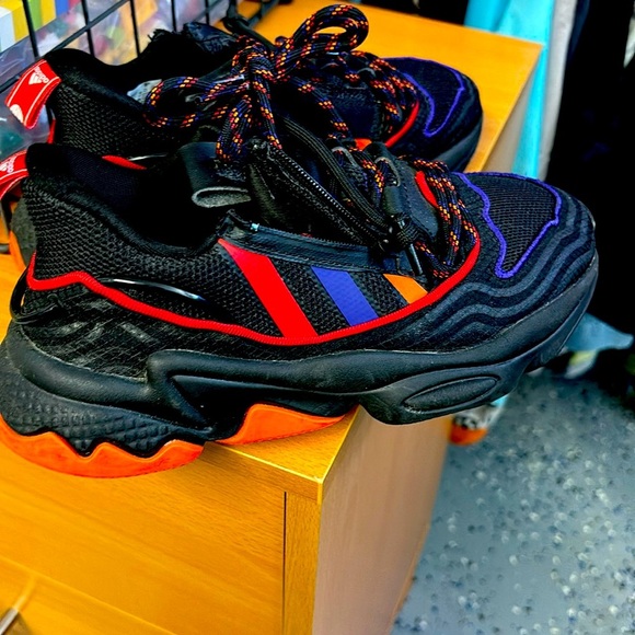 Adidas Ozweego Zip Chinese New Year - Picture 1 of 3